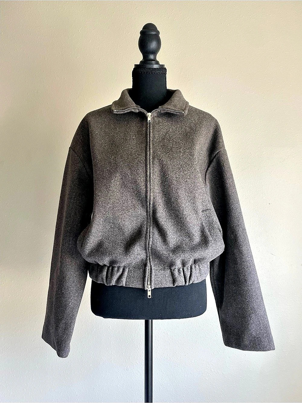 Zara Gray Soft Bomber Zip Up Jacket with Pockets and Stand Up Collar in size M